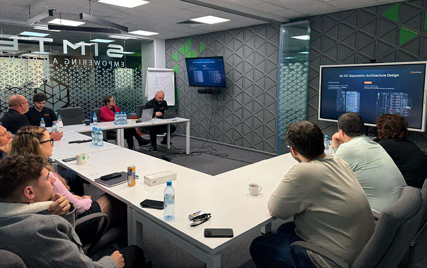 SIMAI Technology e Simtel Team S.A. discutono del futuro dello stoccaggio di energia commerciale e industriale